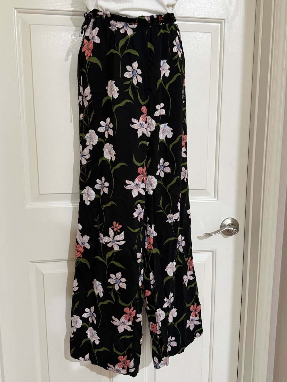 Shade & Shore Black Floral Pants